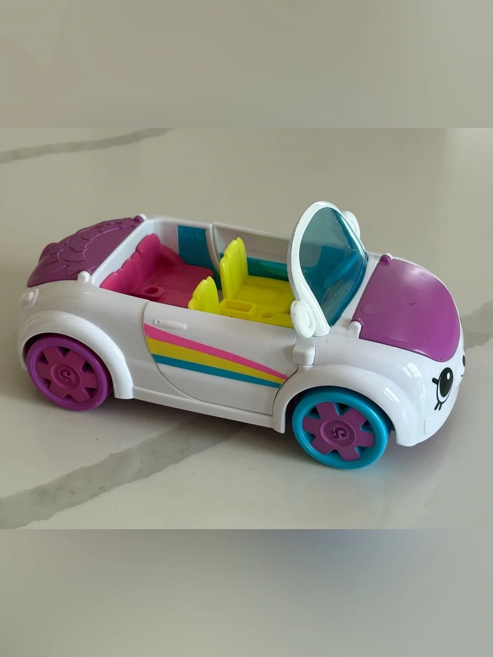 Shopkins Happy Places Convertible Car Moose Toys Doll Vehicle White Pink